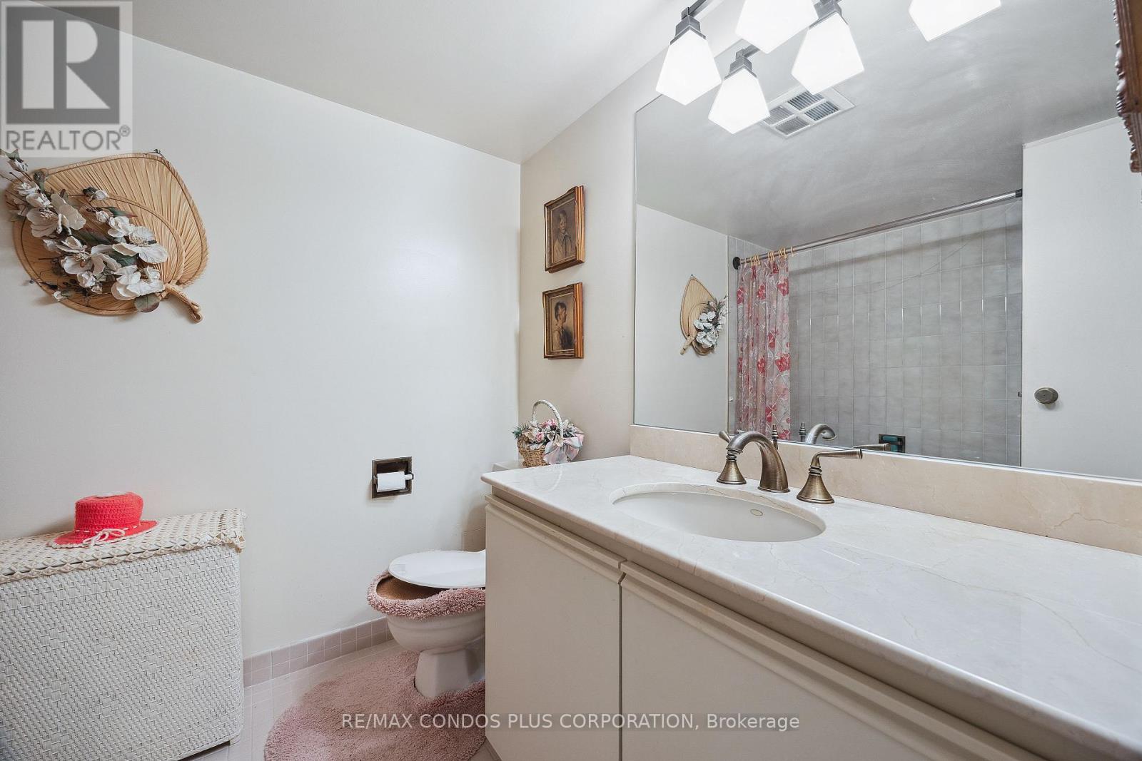 902 - 62 Wellesley Street W, Toronto, Ontario  M5S 2X3 - Photo 17 - C12354700
