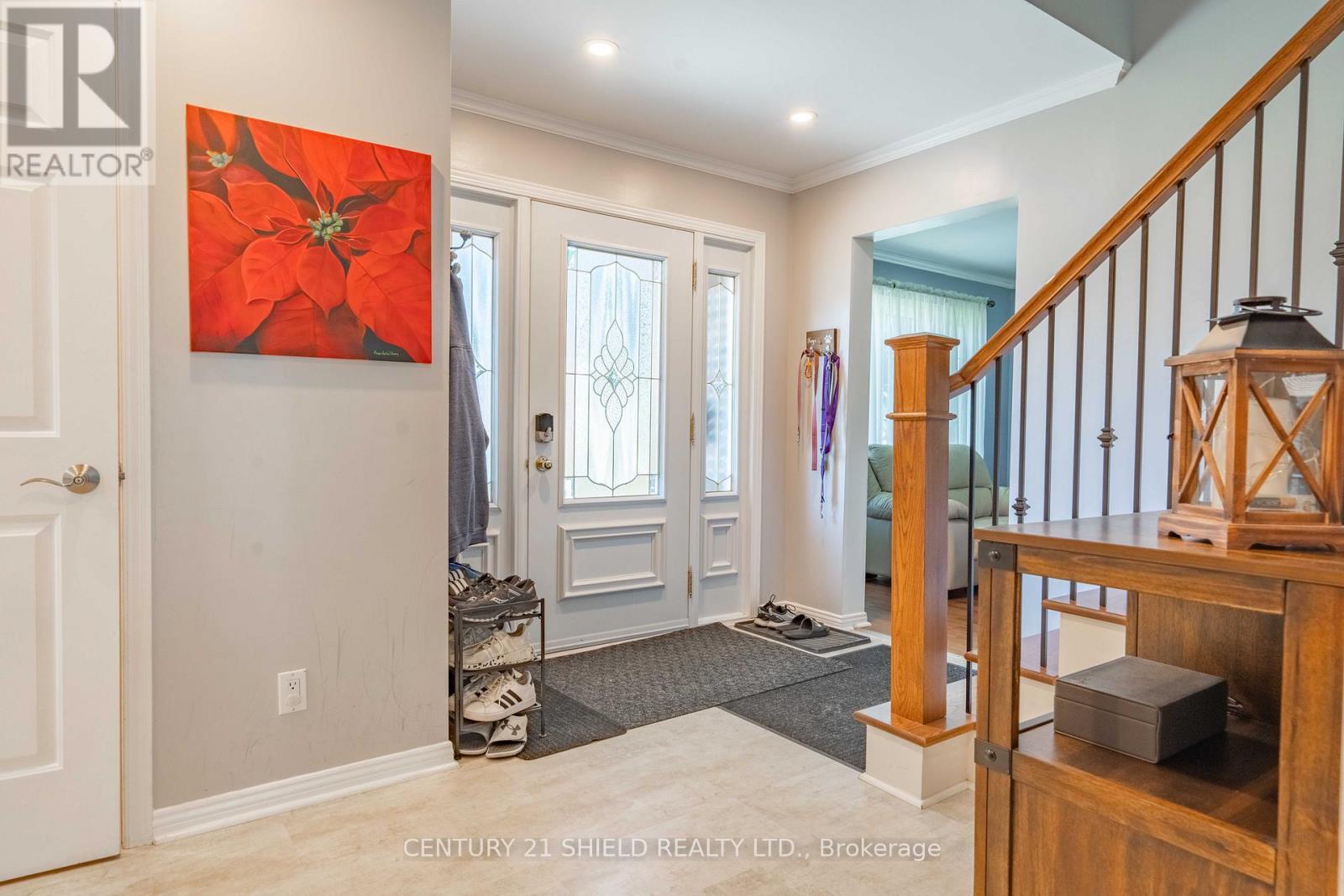 1123 Stokes Drive, Cornwall, Ontario  K6J 5J6 - Photo 2 - X12354703