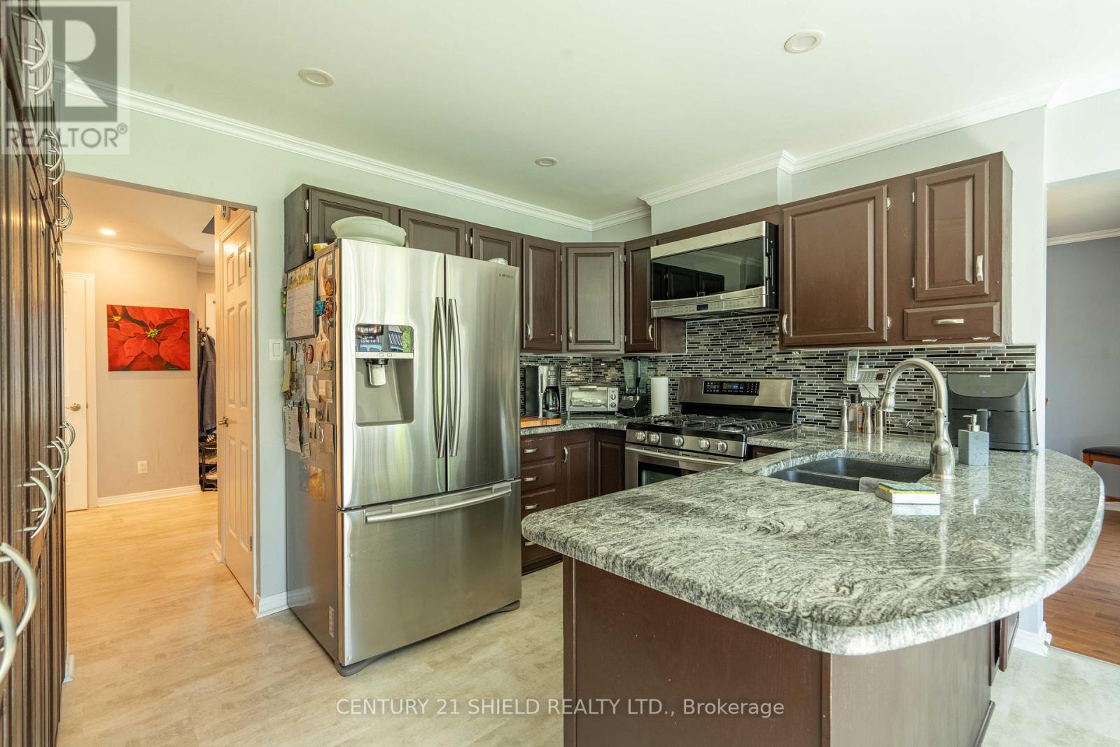 1123 Stokes Drive, Cornwall, Ontario  K6J 5J6 - Photo 9 - X12354703