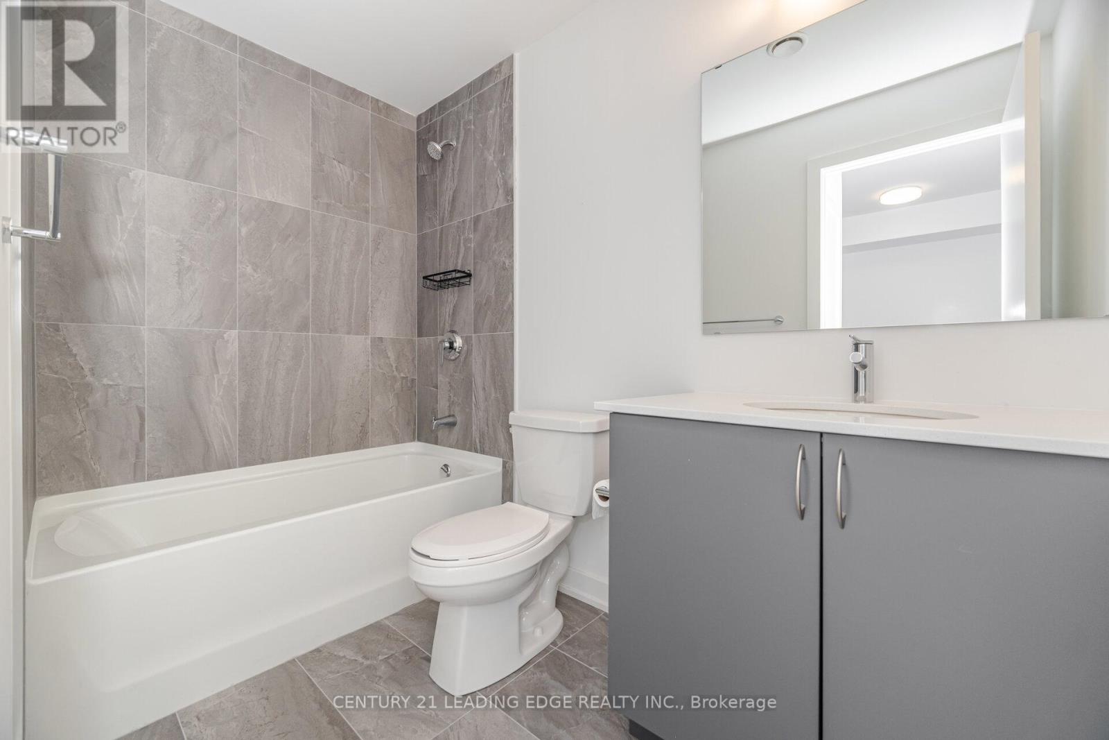 613 - 56 Lakeside Terrace, Barrie, Ontario  L4M 0L4 - Photo 18 - S12352837