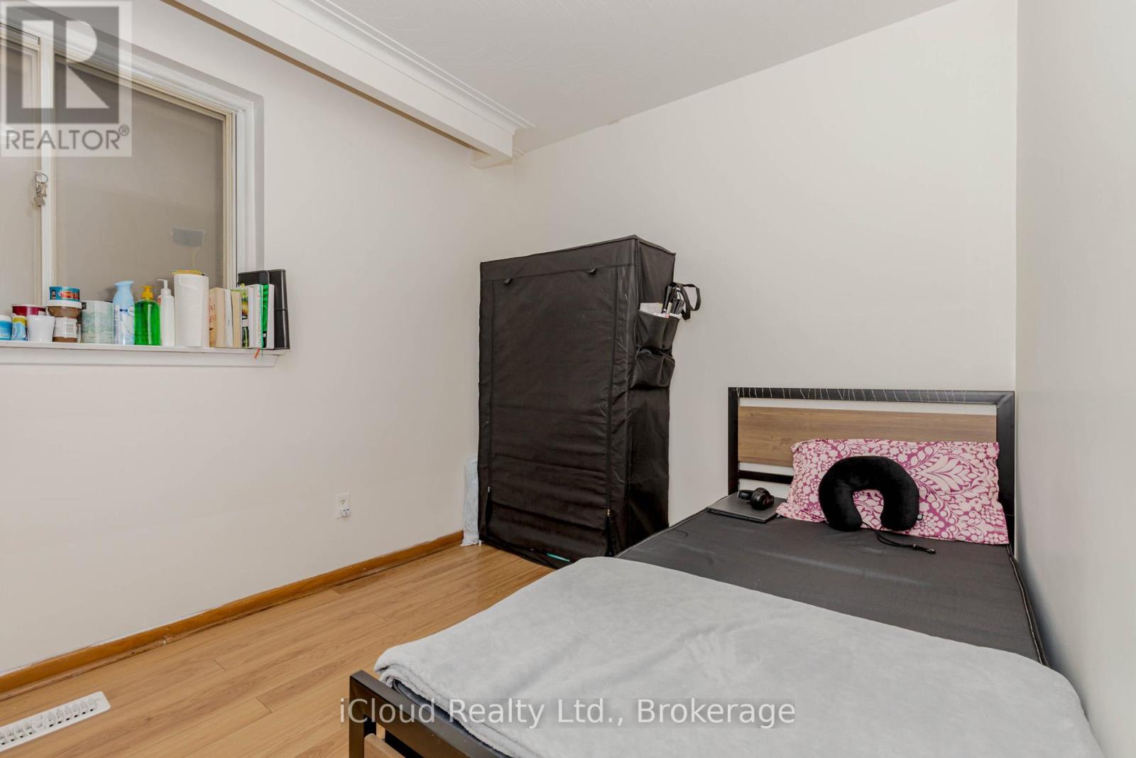 3761 Morning Star Drive, Mississauga, Ontario  L4T 1Y6 - Photo 18 - W12252317