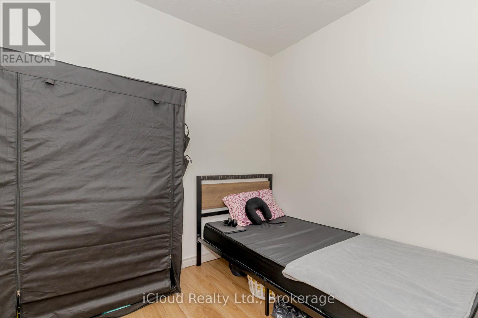 3761 Morning Star Drive, Mississauga, Ontario  L4T 1Y6 - Photo 19 - W12252317