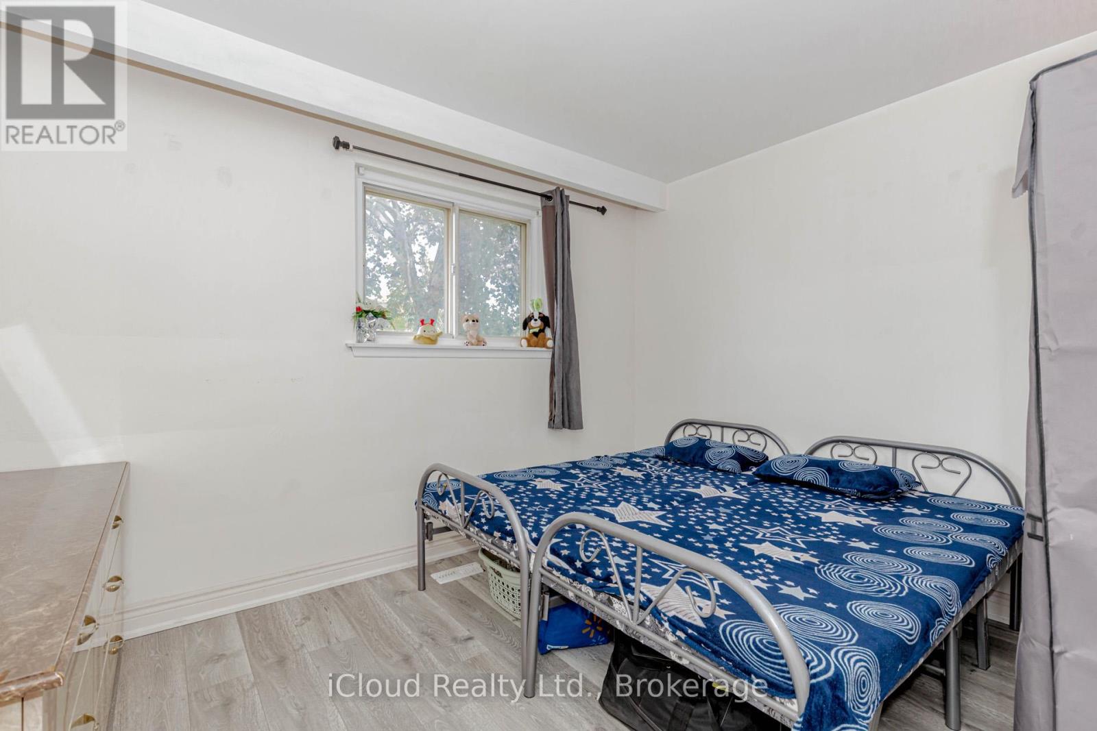 3761 Morning Star Drive, Mississauga, Ontario  L4T 1Y6 - Photo 23 - W12252317