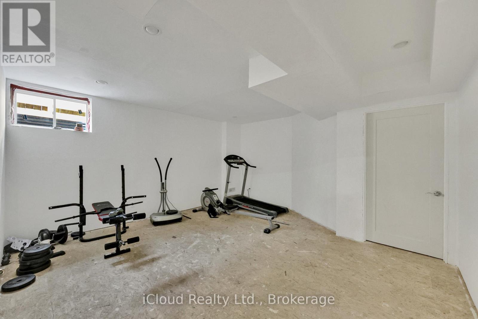 803 Spitfire Street, Woodstock, Ontario  N4T 0A9 - Photo 42 - X12304877
