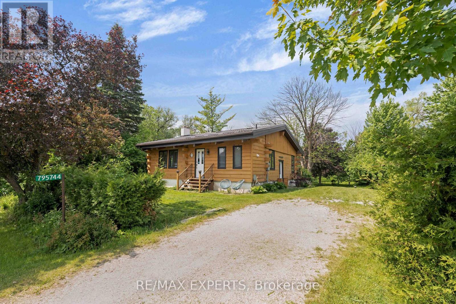 Property at 795744 GREY COUNTY RD 19 image 3