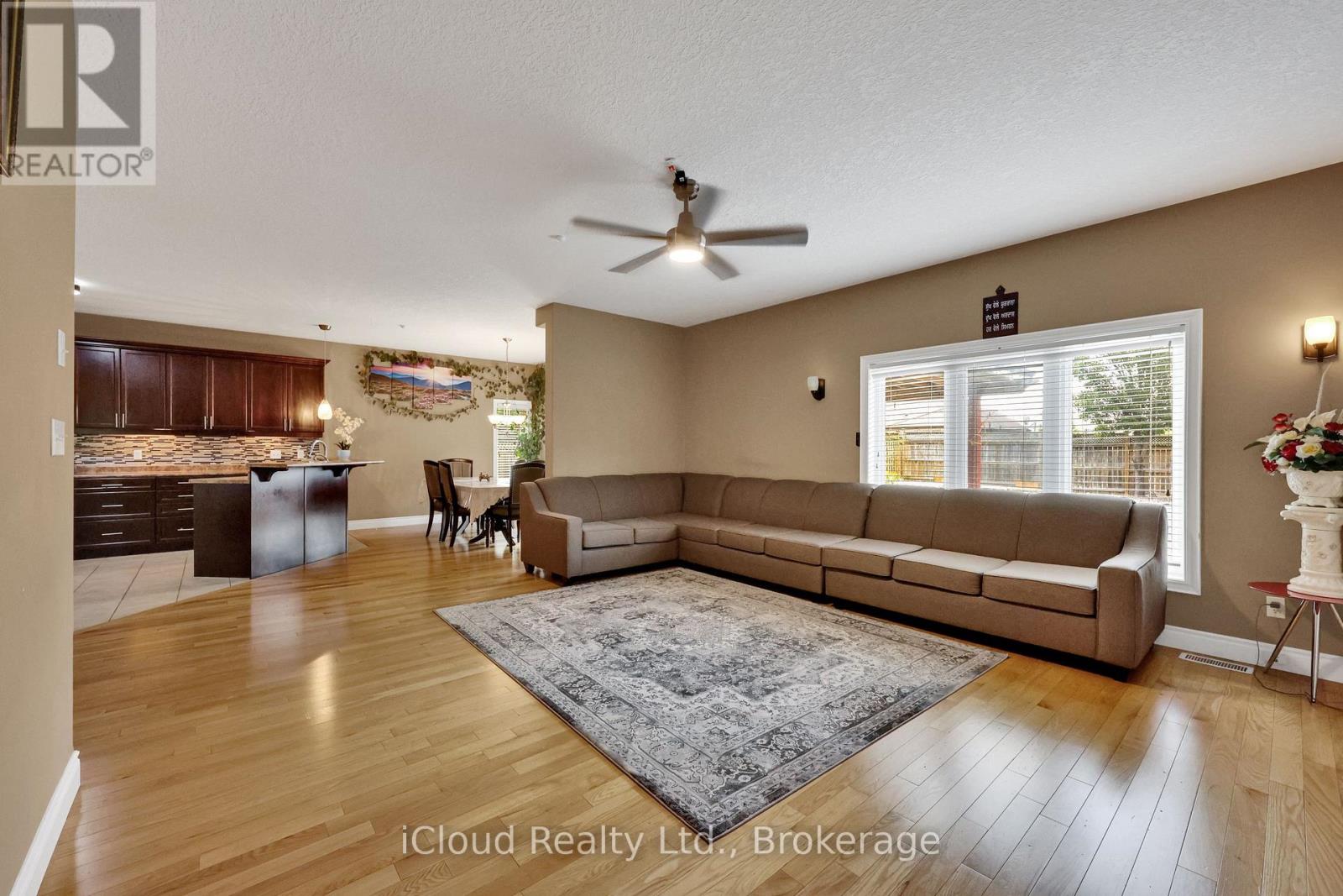 803 Spitfire Street, Woodstock, Ontario  N4T 0A9 - Photo 15 - X12304877