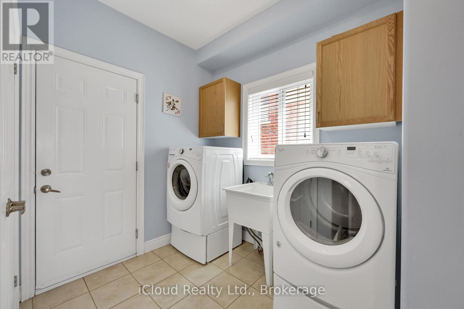803 Spitfire Street, Woodstock, Ontario  N4T 0A9 - Photo 9 - X12304877