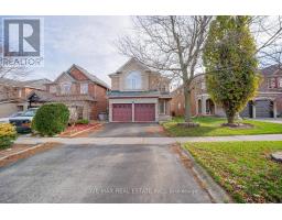 82 BELMONT BOULEVARD, Halton Hills, Ontario