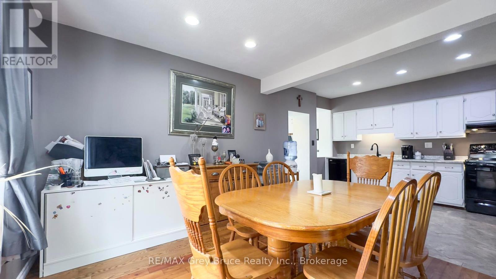 1155 3rd Avenue W, Owen Sound, Ontario  N4K 4P9 - Photo 14 - X12214472