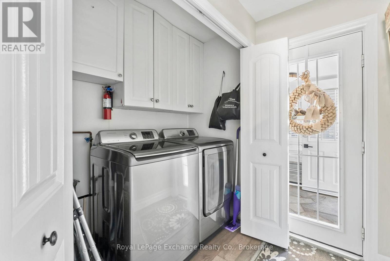 38 Church Street, Kincardine, Ontario  N0G 2T0 - Photo 4 - X12354100