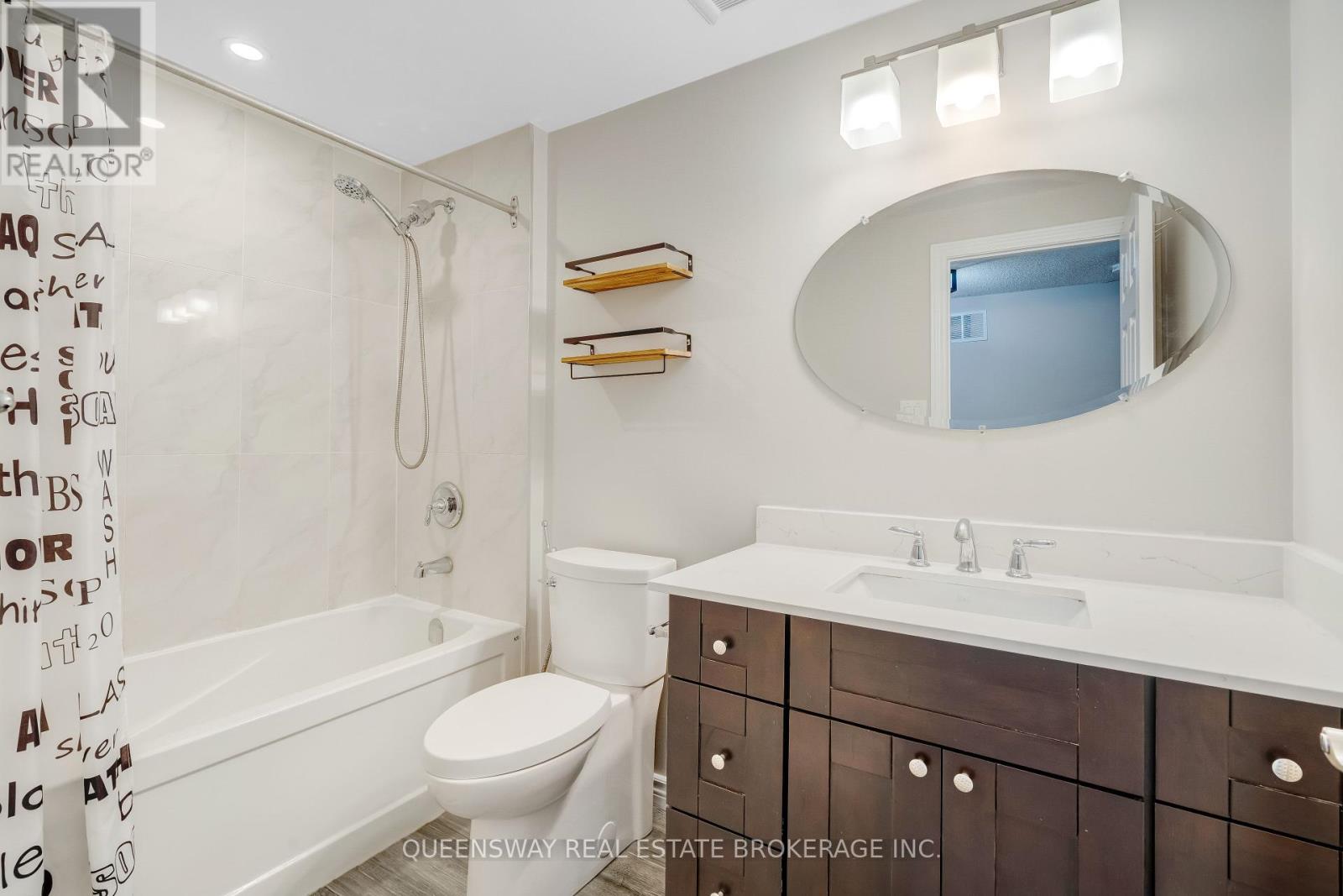 39 Garden Crescent, Hamilton, Ontario  L8V 4T3 - Photo 17 - X12354655