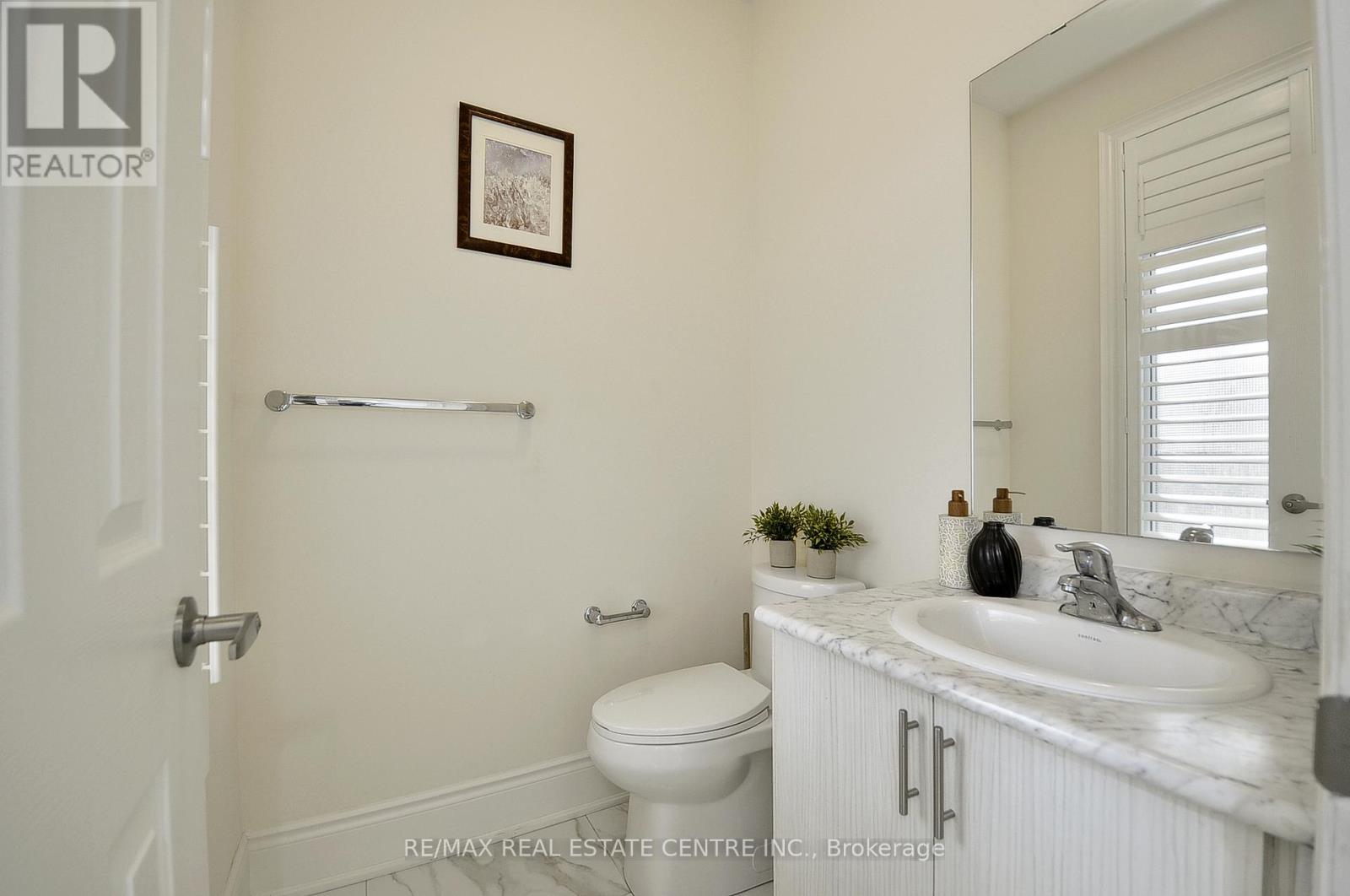 81 Attwater Drive, Cambridge, Ontario  N1R 5S2 - Photo 20 - X12354687