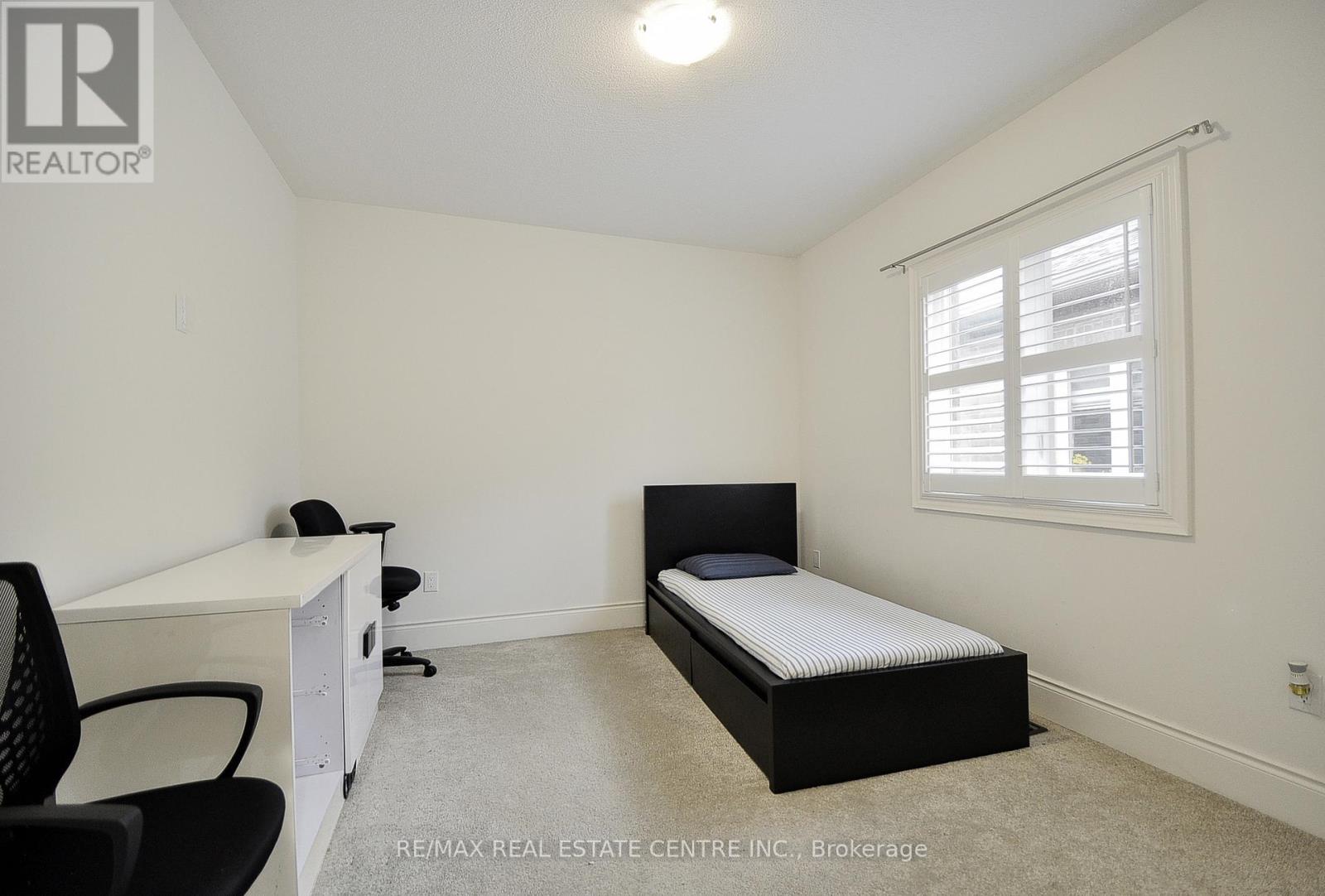 81 Attwater Drive, Cambridge, Ontario  N1R 5S2 - Photo 26 - X12354687