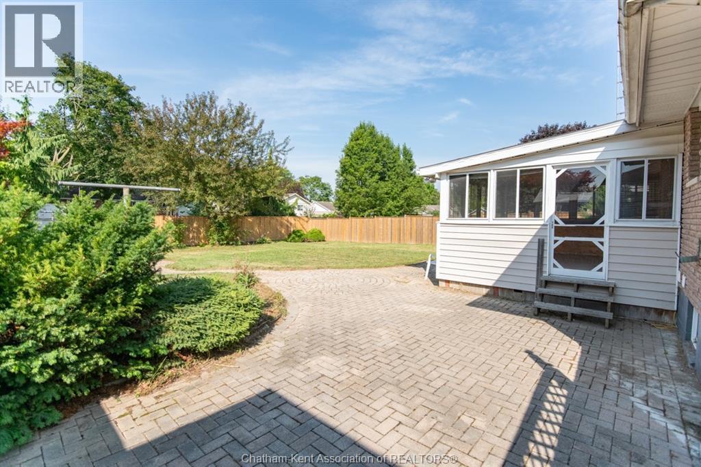 74 St. Michael Avenue, Chatham, Ontario  N7M 3E6 - Photo 34 - 25018992