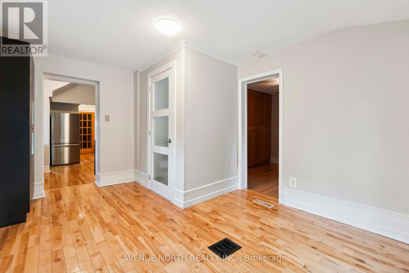169 Arlington Avenue, Ottawa, Ontario  K1R 5S6 - Photo 20 - X12250436