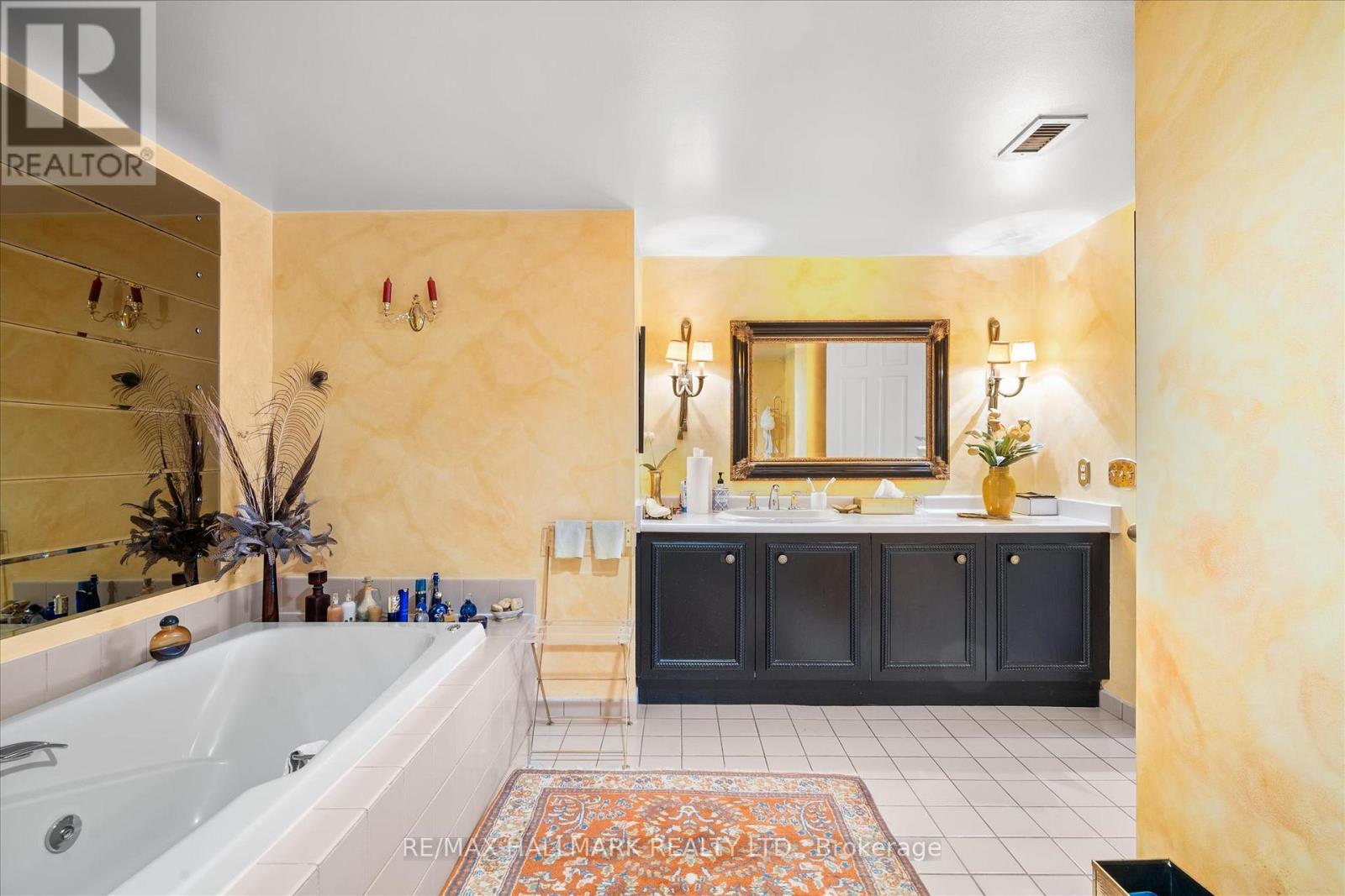 801 - 25 George Street, Toronto (Moss Park), Ontario  M5A 4L8 - Photo 17 - C12354859