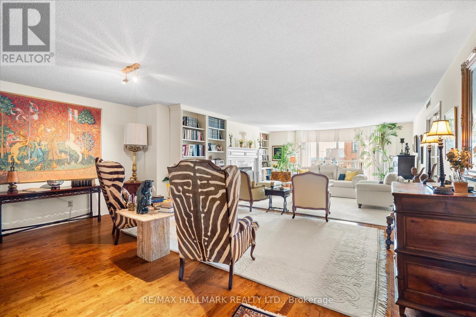 801 - 25 George Street, Toronto (Moss Park), Ontario  M5A 4L8 - Photo 6 - C12354859
