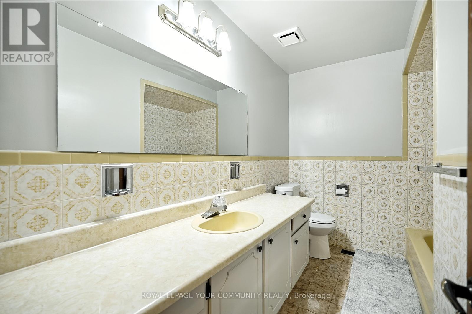 72 Fred Bland Crescent, Toronto, Ontario  M1J 3L8 - Photo 20 - E12354750