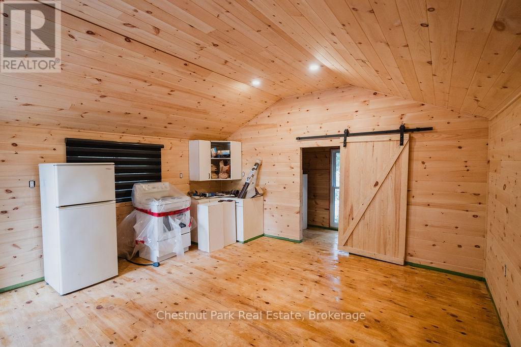 6131 Highway 11 Highway N, Temagami, Ontario  P0H 2H0 - Photo 41 - X12354903