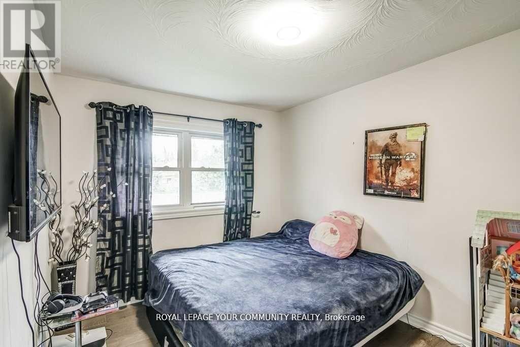 768 Grace Street, Newmarket (Gorham-College Manor), Ontario  L3Y 2L3 - Photo 20 - N12354756