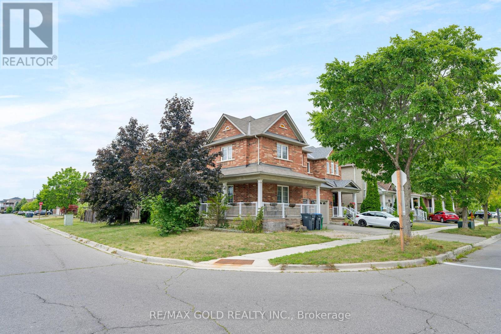5625 Passion Flower Boulevard, Mississauga, Ontario  L5M 7N2 - Photo 3 - W12354785