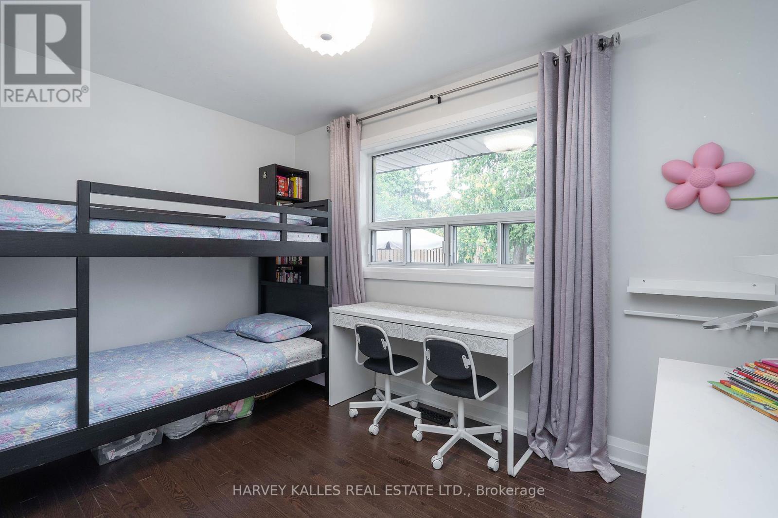 49 Theodore Drive, Mississauga, Ontario  L5M 1E5 - Photo 20 - W12354806