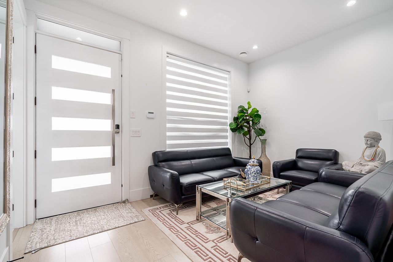 Property at 6253 148 STREET image 3