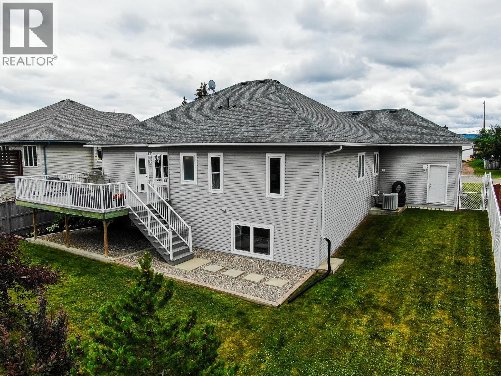 1812 110 Avenue, Dawson Creek, British Columbia  V1G 0A3 - Photo 33 - 10359765