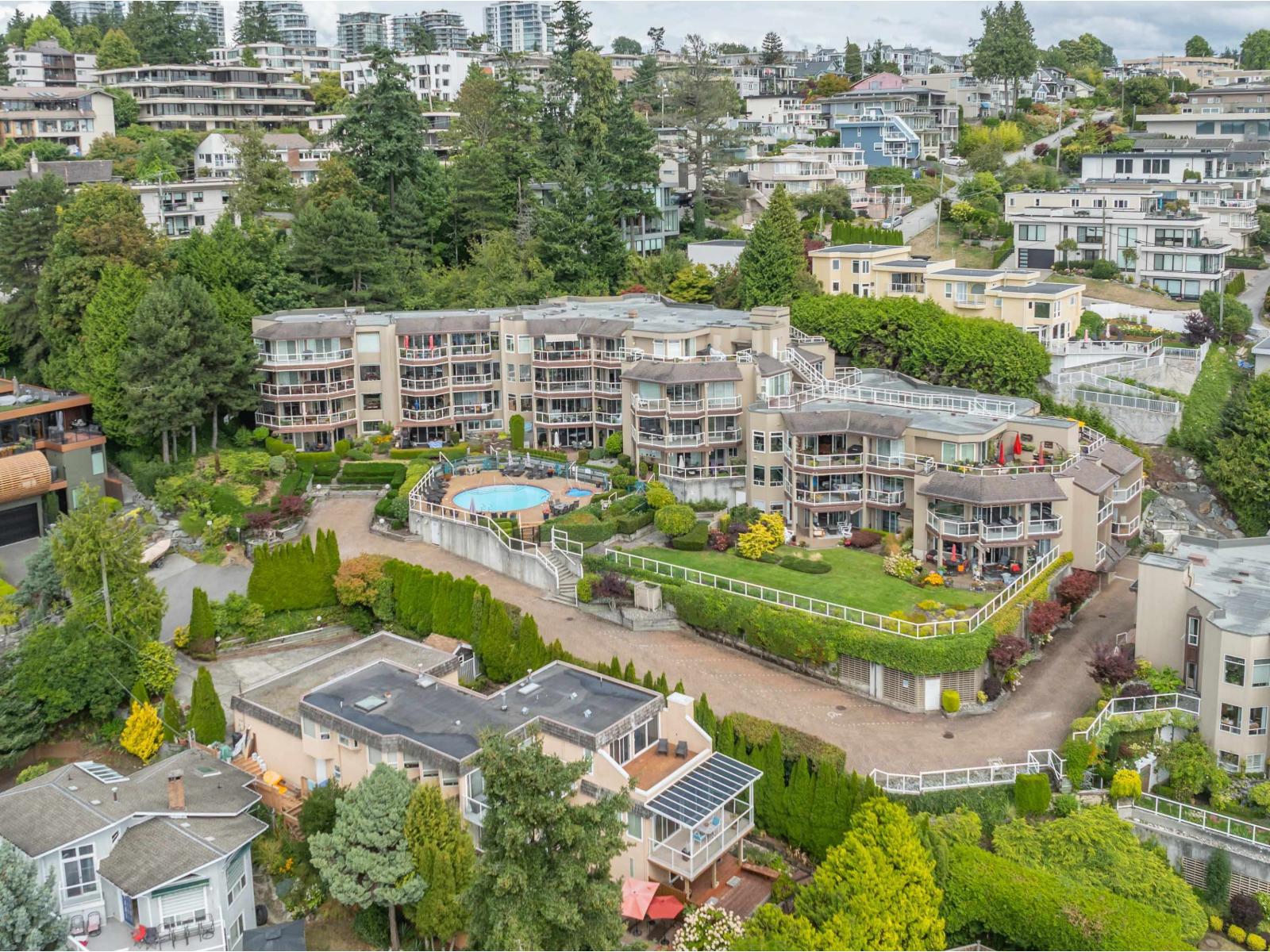402 15025 Victoria Avenue, White Rock, British Columbia  V4B 1G2 - Photo 39 - R3037878