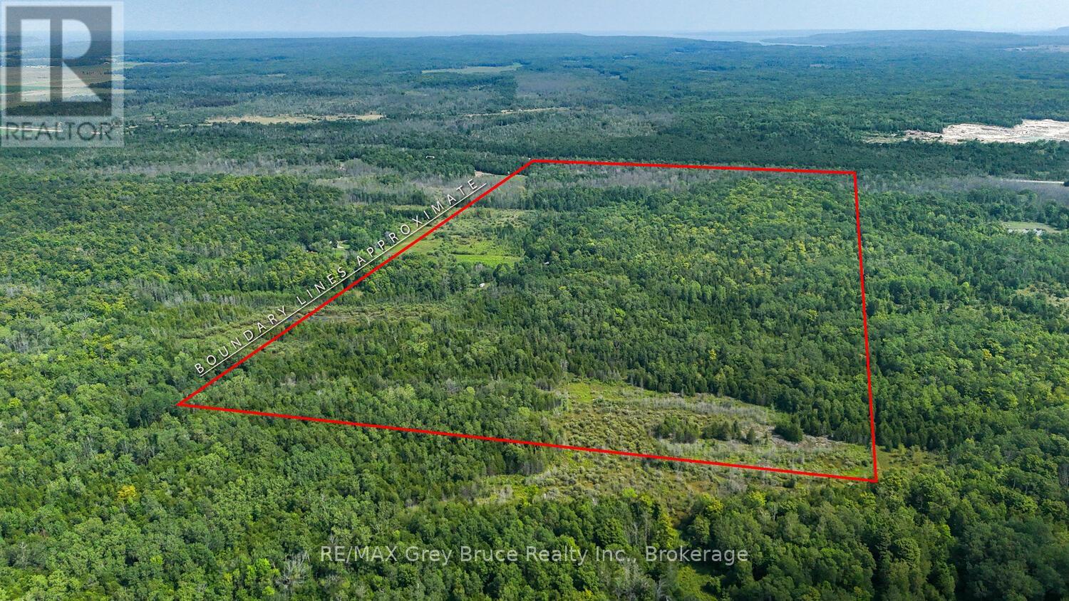 65 Lawrence Road, South Bruce Peninsula, Ontario  N0H 2T0 - Photo 46 - X12108873