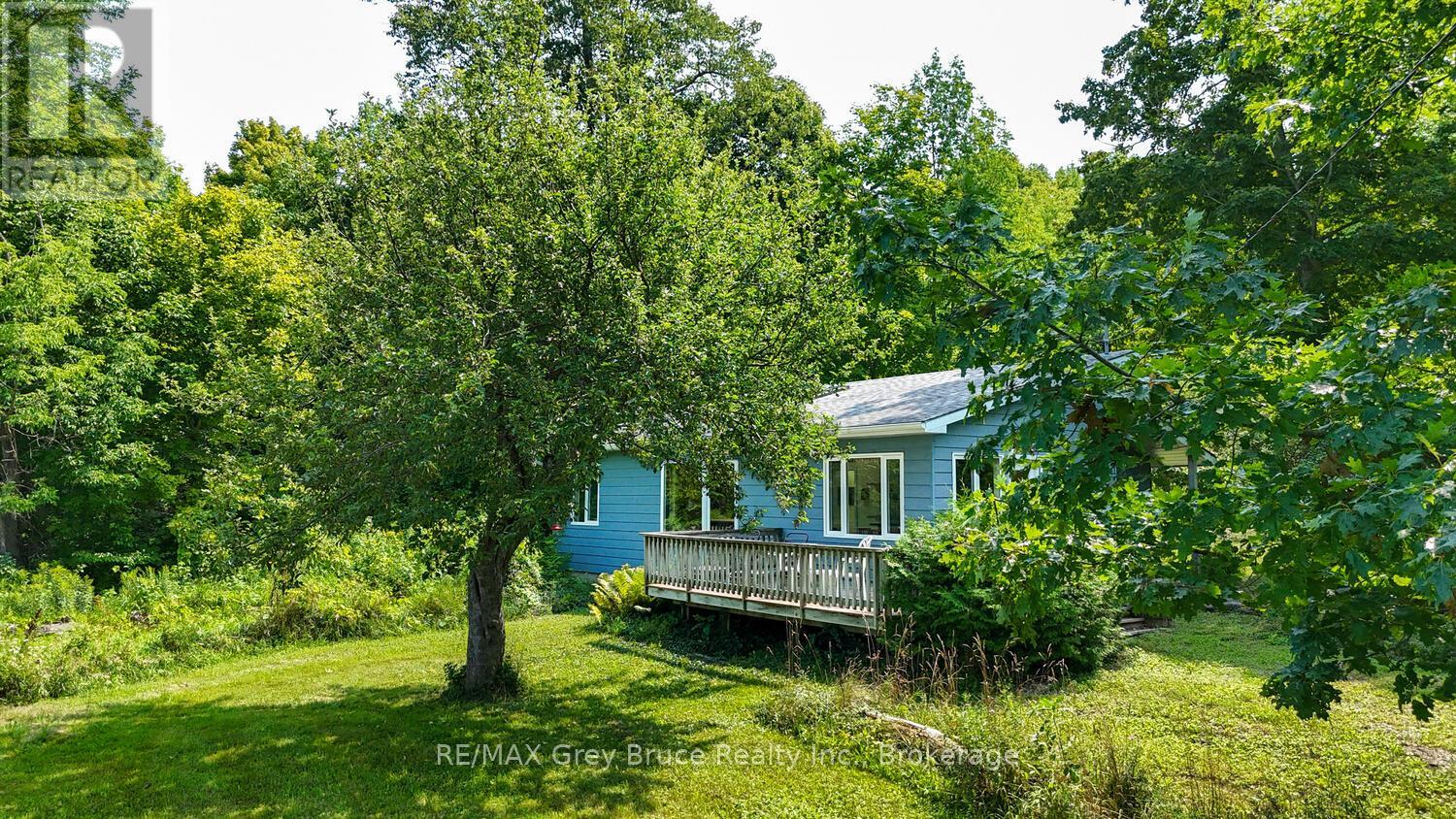 65 Lawrence Road, South Bruce Peninsula, Ontario  N0H 2T0 - Photo 47 - X12108873