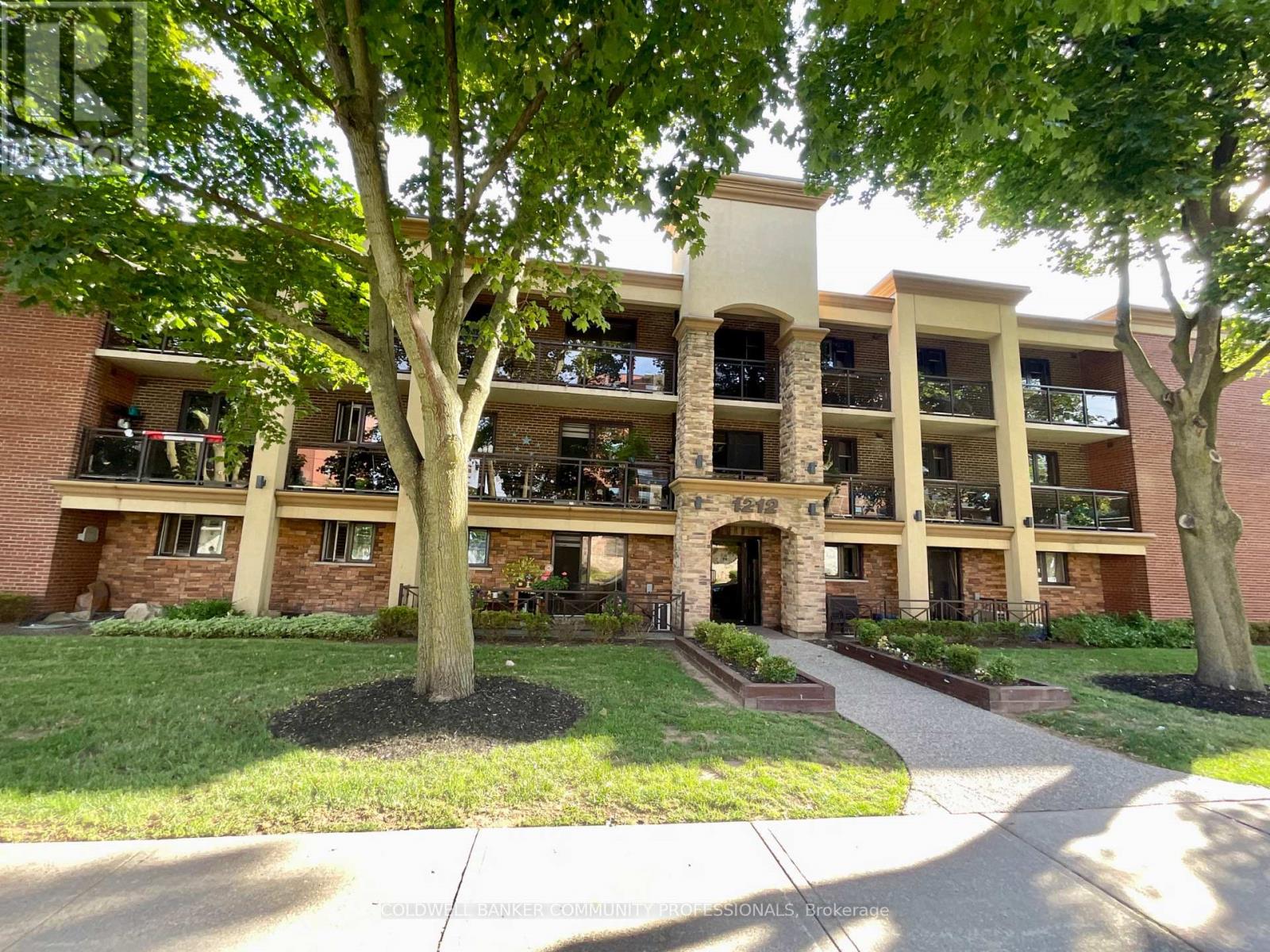 108 - 1212 Fennell Avenue E, Hamilton, Ontario  L8T 1T2 - Photo 2 - X12354766