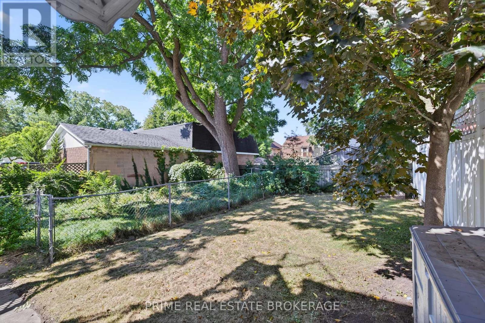 38 Hincks Street, St. Thomas, Ontario  N5R 3N6 - Photo 34 - X12354936