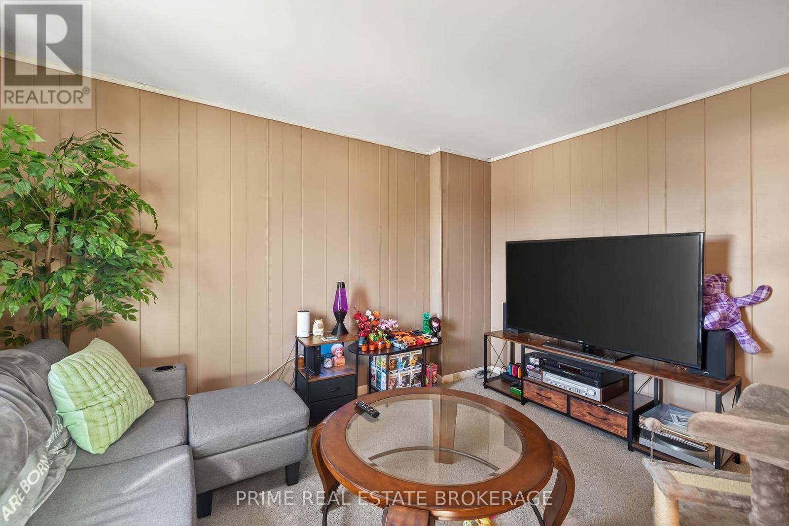 38 Hincks Street, St. Thomas, Ontario  N5R 3N6 - Photo 21 - X12354940