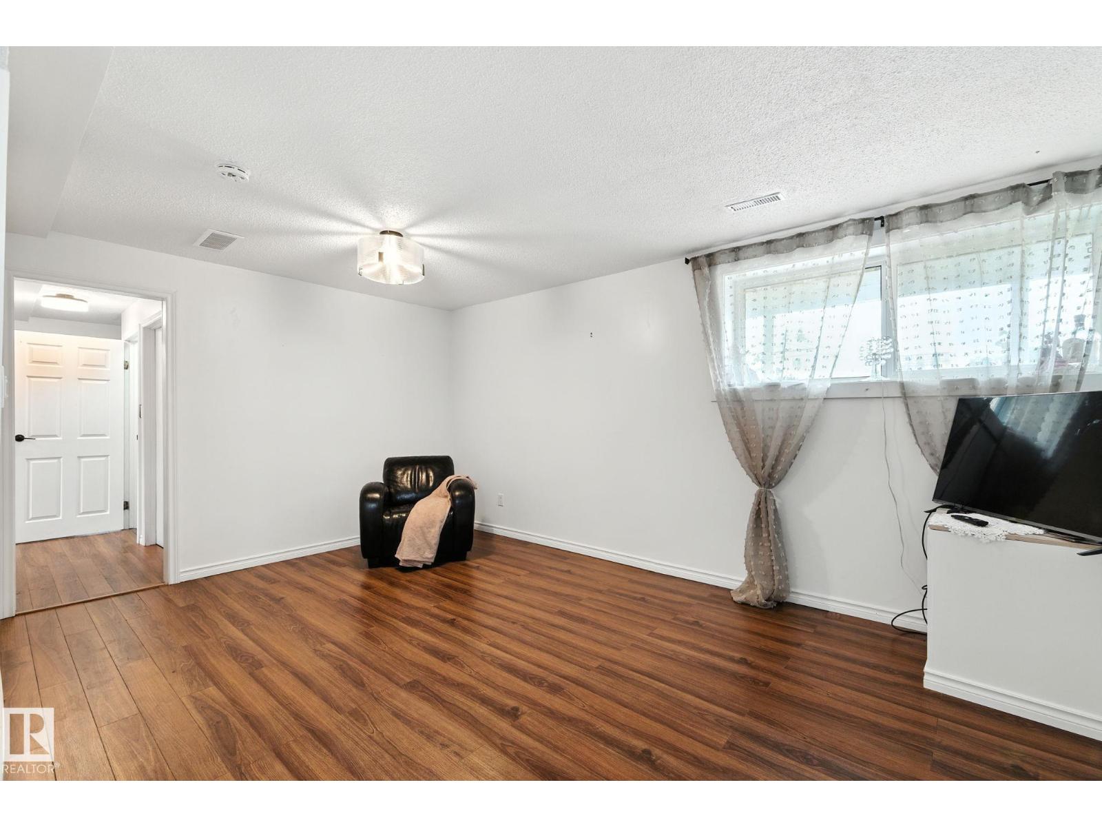 1112 56 St Nw, Edmonton, Alberta  T6L 1Y3 - Photo 36 - E4453821
