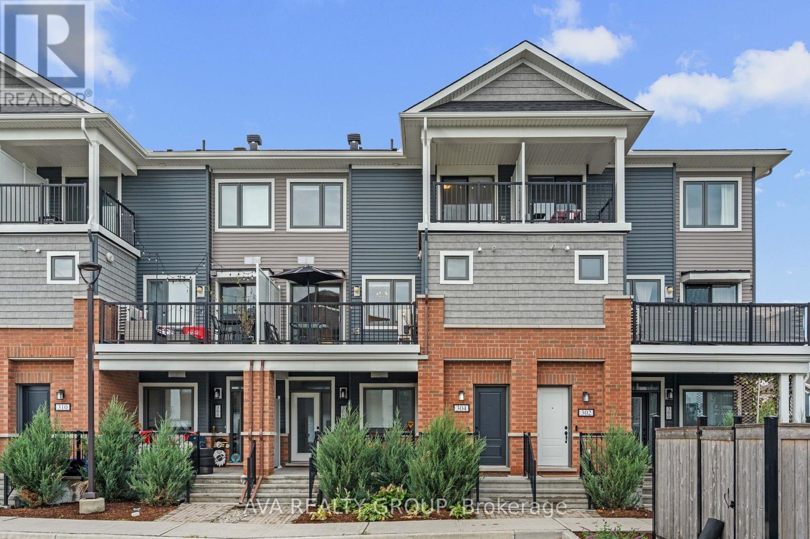 304 LAPLAND PRIVATE, Ottawa, Ontario
