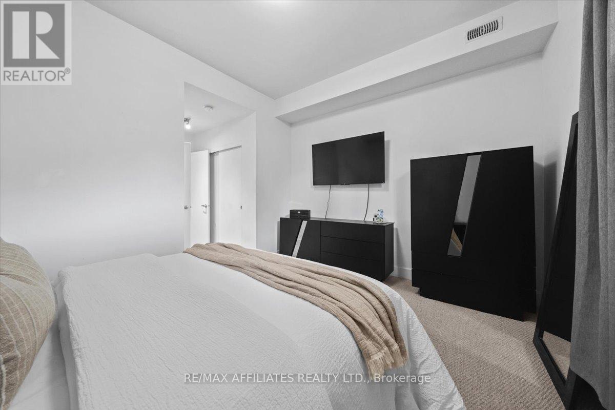 3 - 23 Bergeron Private, Ottawa, Ontario  K1C 0C2 - Photo 22 - X12354968