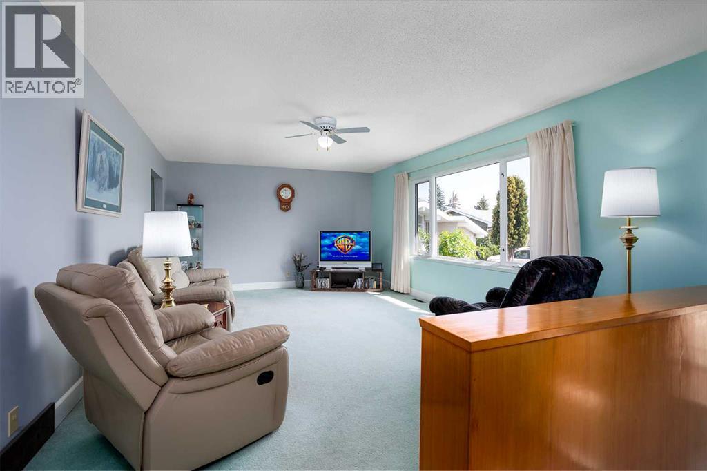 6511 45a Avenue, Camrose, Alberta  T4V 0C8 - Photo 7 - A2249125