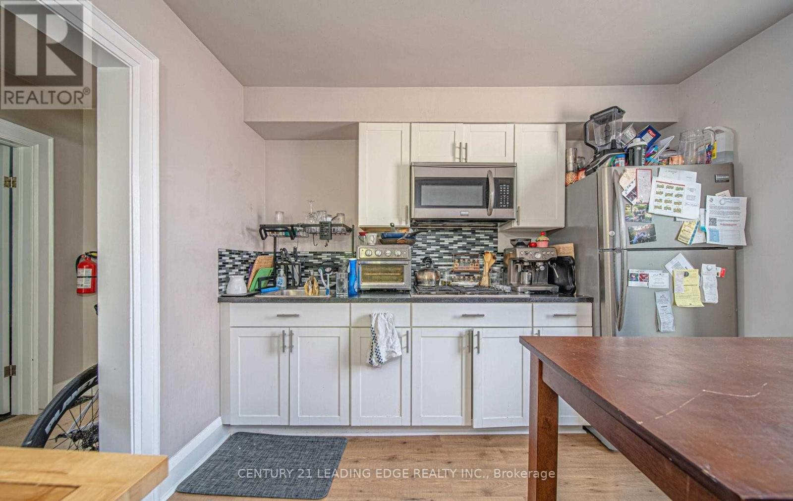 71 Hall Street, Oshawa, Ontario  L1H 2Y8 - Photo 12 - E12354364