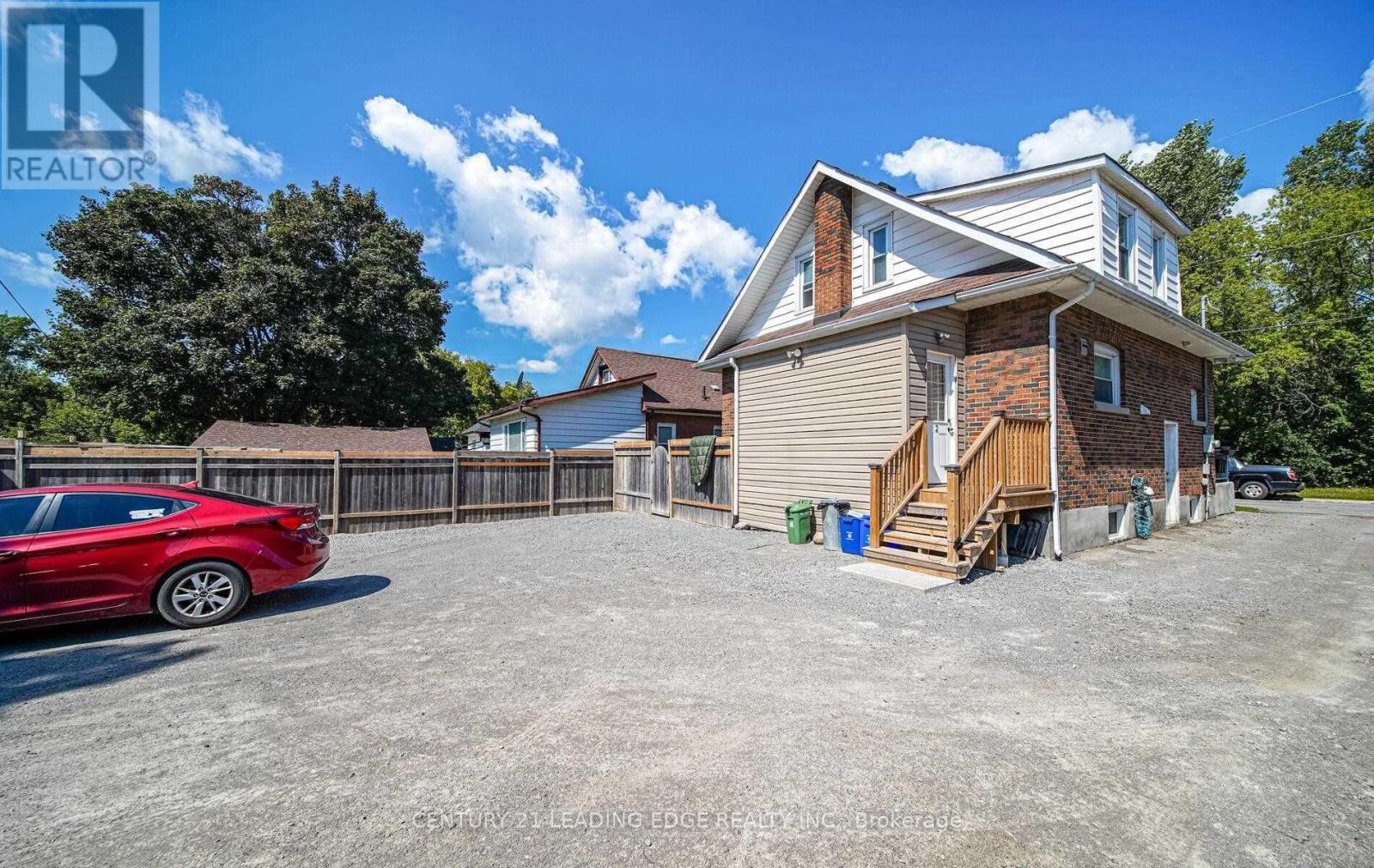 71 Hall Street, Oshawa, Ontario  L1H 2Y8 - Photo 25 - E12354364