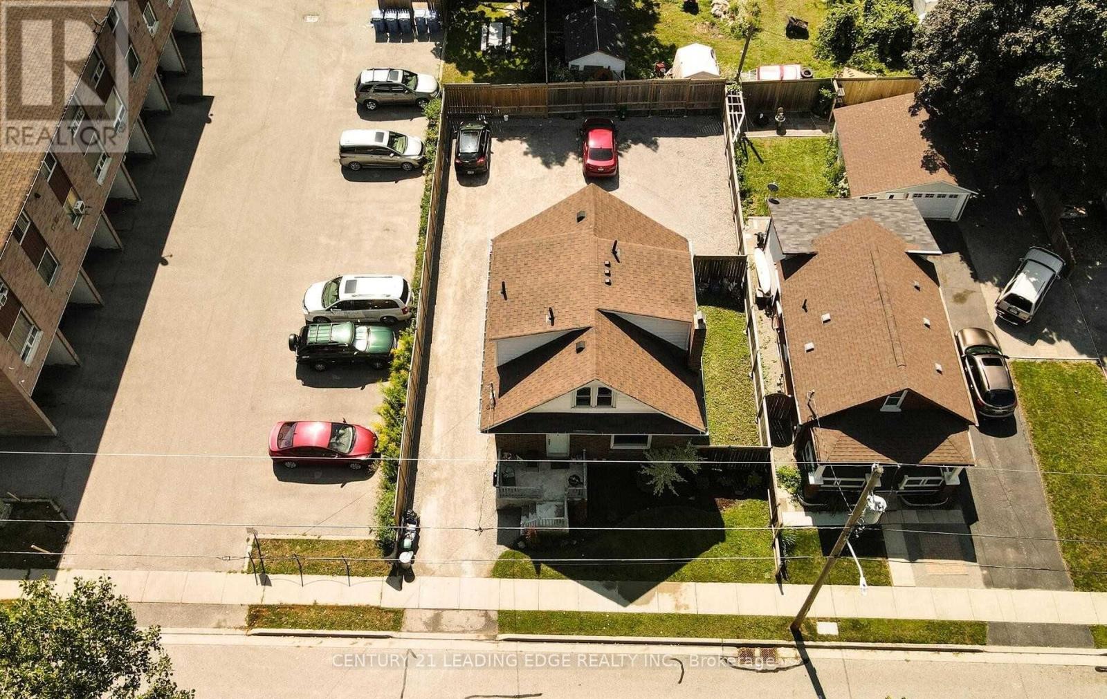 71 Hall Street, Oshawa, Ontario  L1H 2Y8 - Photo 30 - E12354364