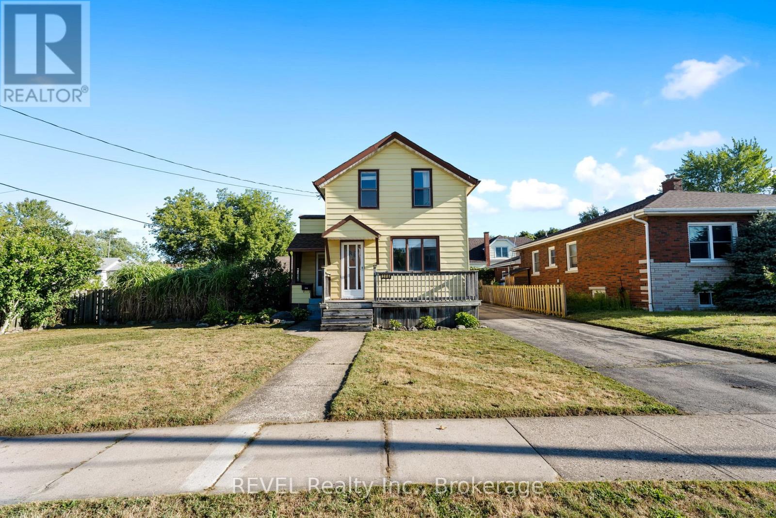 Property at 206 BELL STREET image 2
