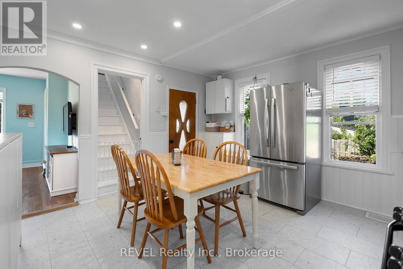 Property at 206 BELL STREET image 5