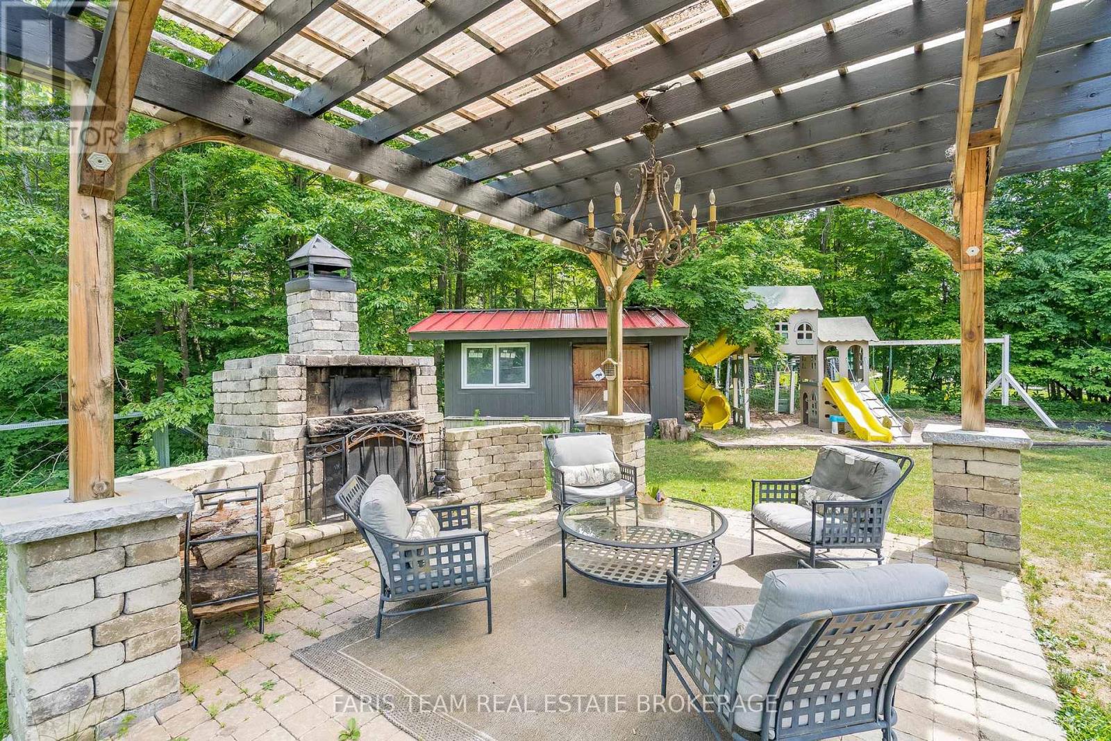 1826 Quantz Crescent, Innisfil, Ontario  L9S 1X2 - Photo 43 - N12354873