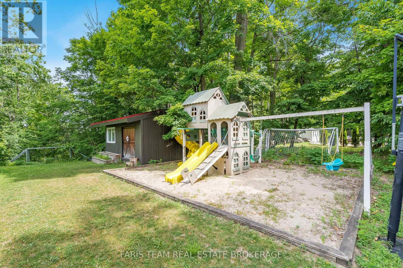 1826 Quantz Crescent, Innisfil, Ontario  L9S 1X2 - Photo 46 - N12354873