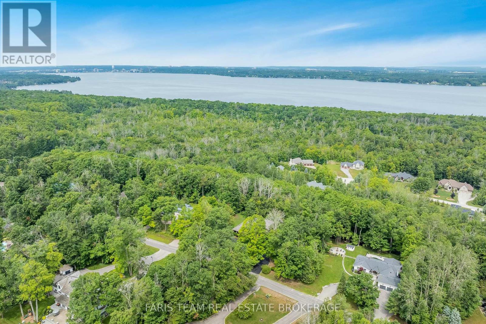 1826 Quantz Crescent, Innisfil, Ontario  L9S 1X2 - Photo 49 - N12354873