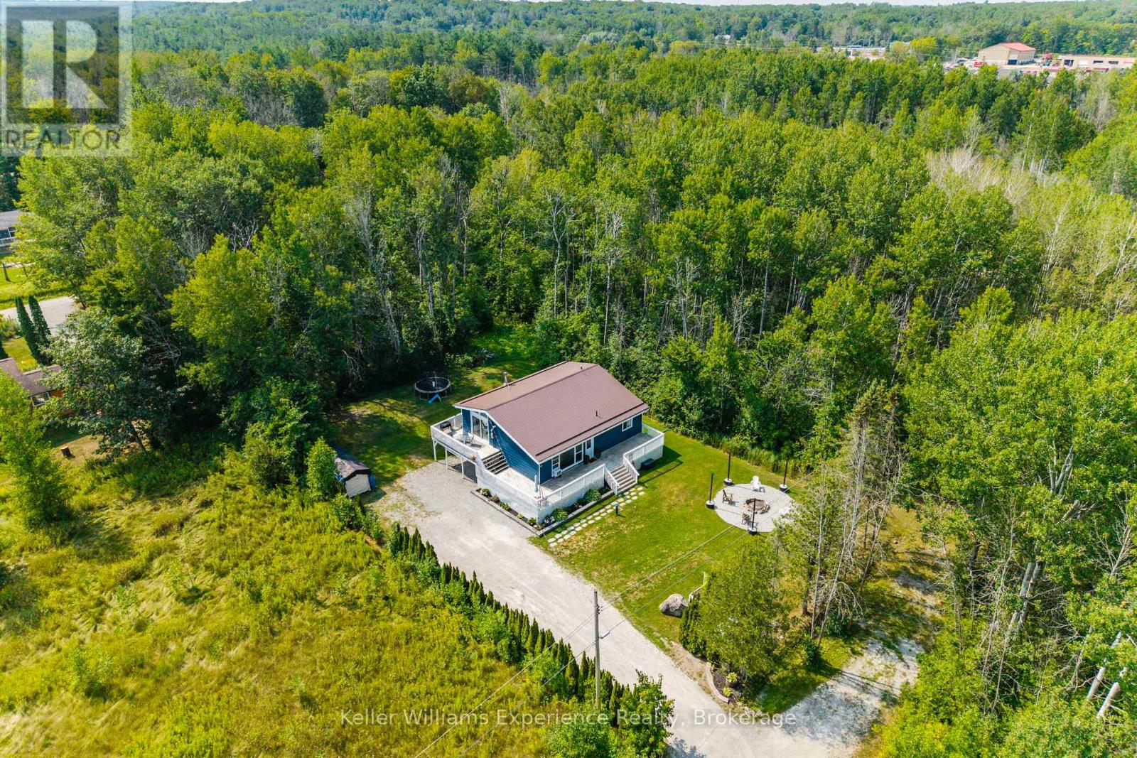 37 Crescent Drive, Tay, Ontario  L0K 2A0 - Photo 1 - S12354965