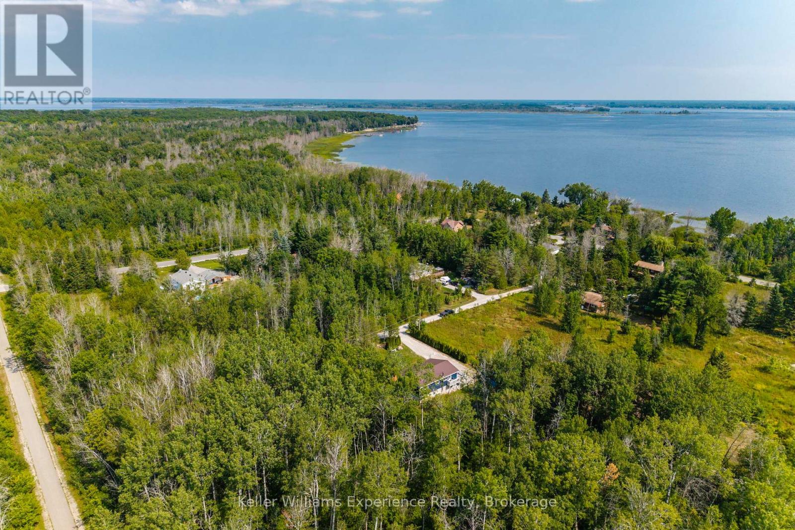 37 Crescent Drive, Tay, Ontario  L0K 2A0 - Photo 37 - S12354965