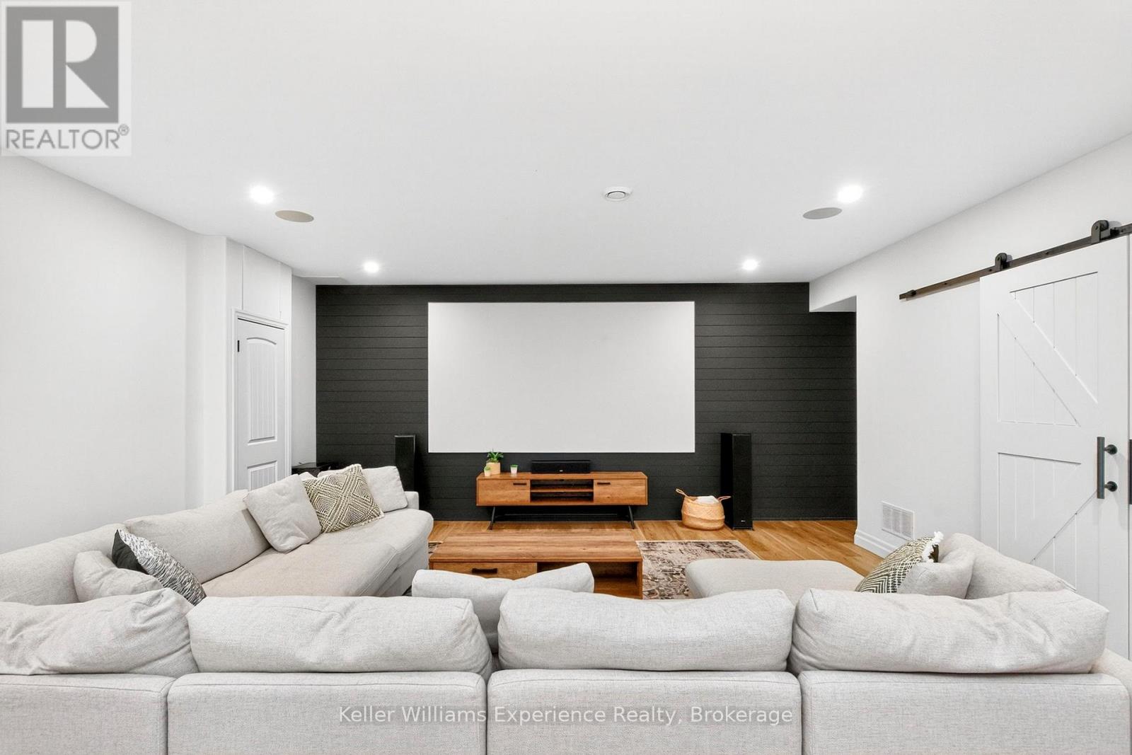 94 Windermere Circle, Tay, Ontario L4R 0C3 - Photo 17 - S12355026