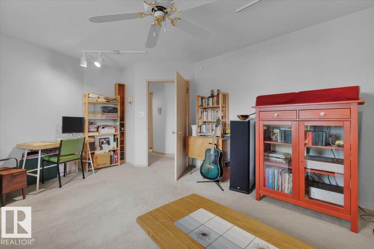 Property at 9324 75 AV NW image 4